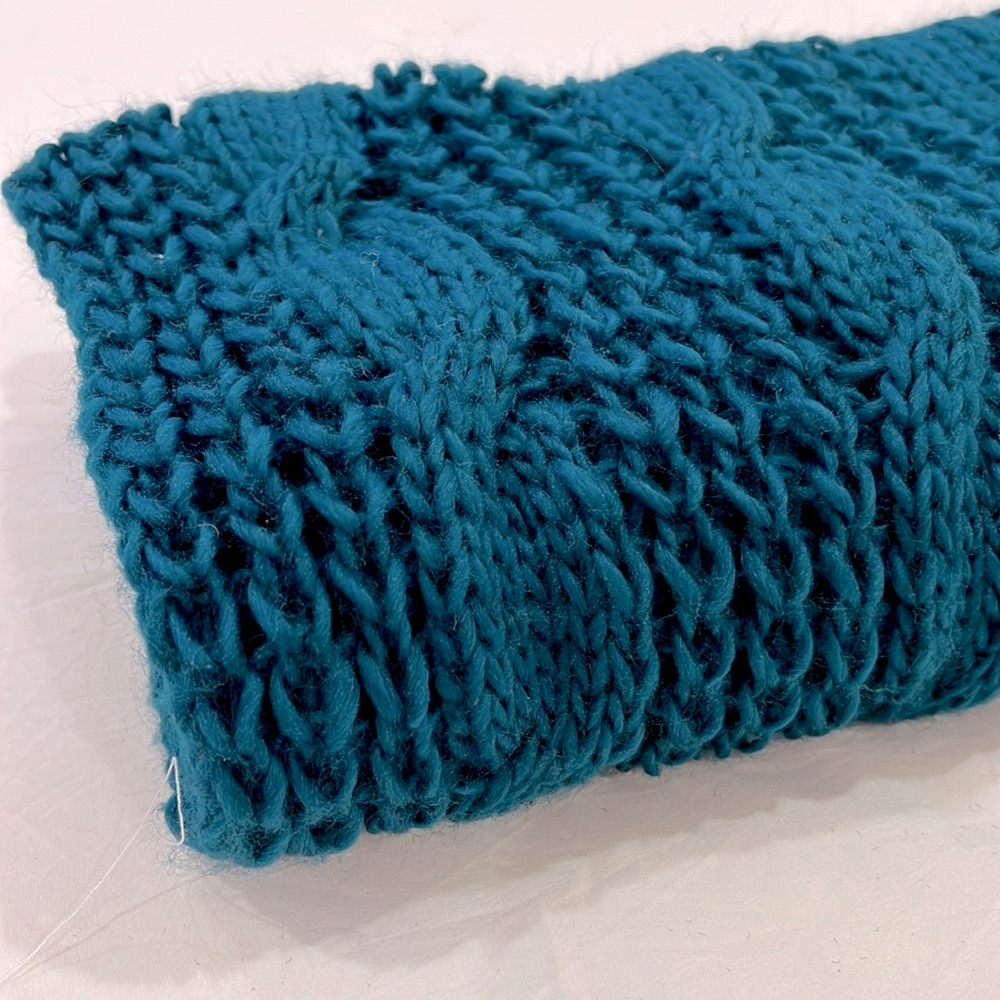 🎉HP🎉 Knit Infinity Scarf - Blue